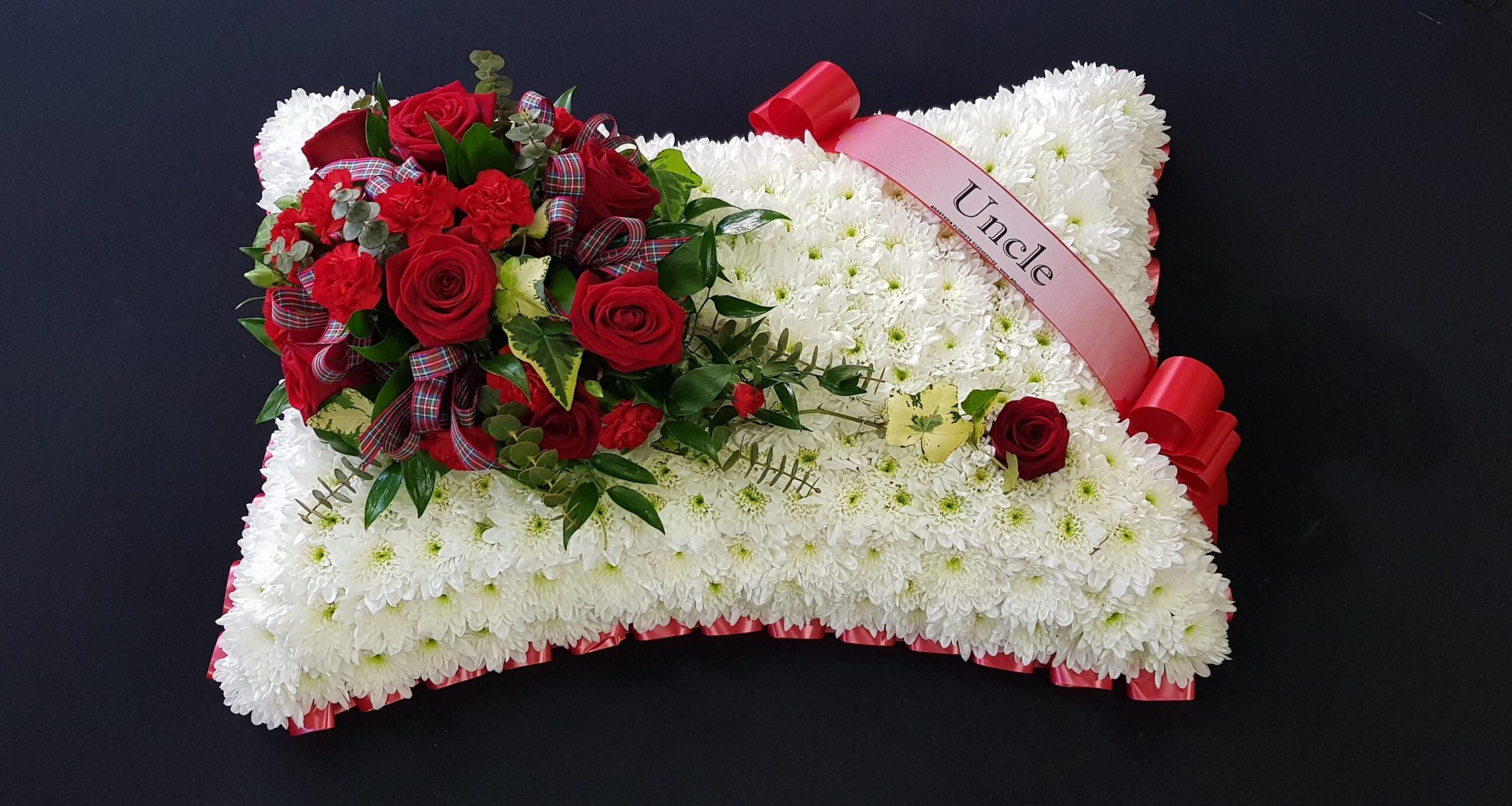 Aberdeen Funeral Florists | Funeral Flower Pillow