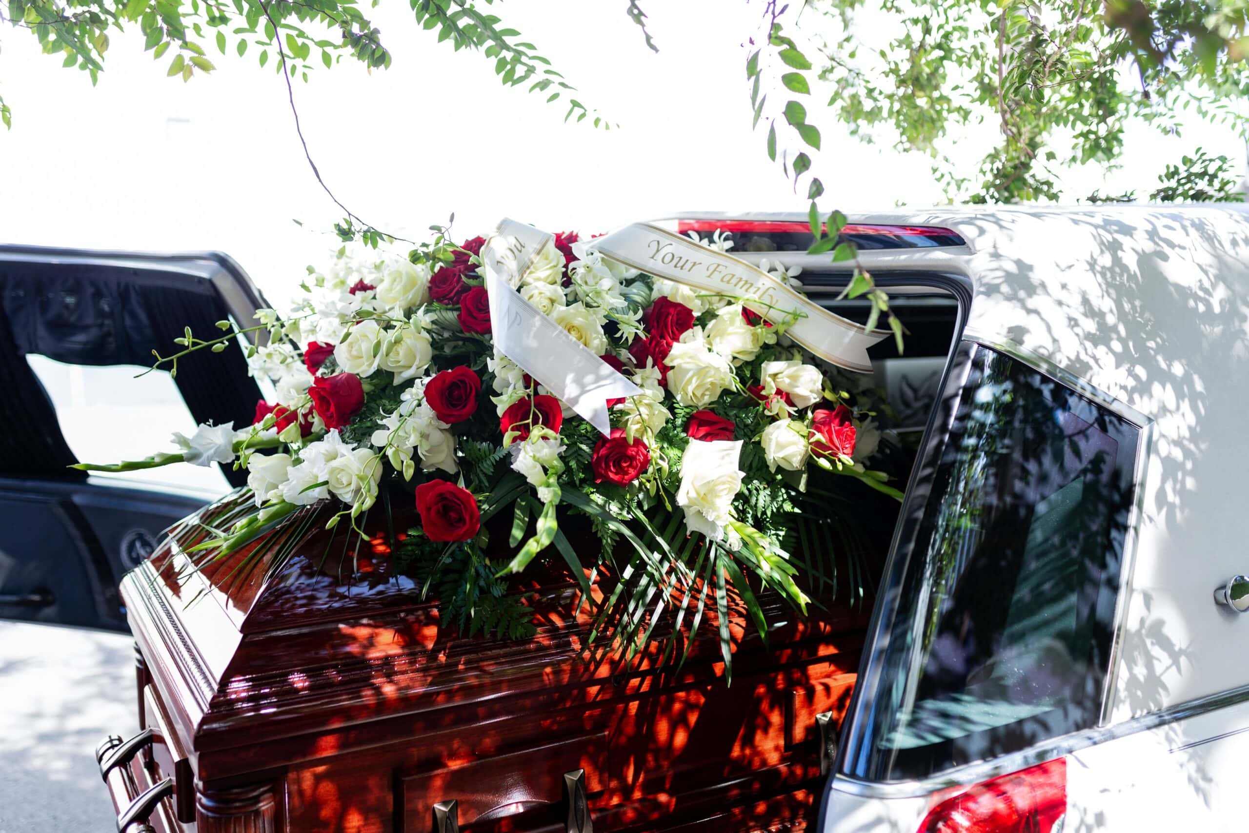 Why Flowers are the Best Thing You Can Give in Funerals?