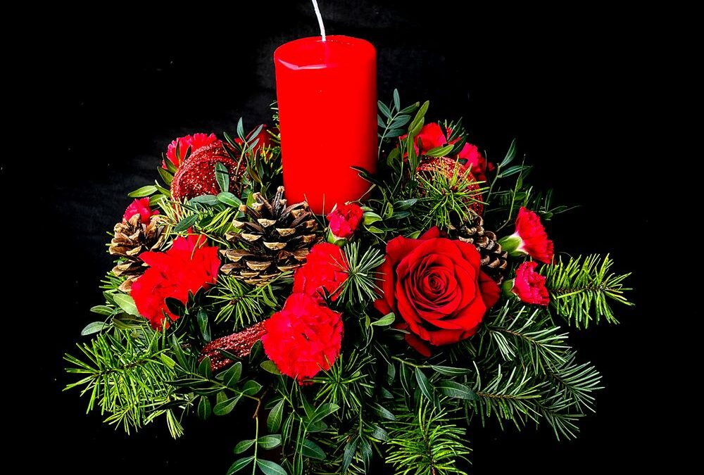 Christmas Candle Table Centre – Red