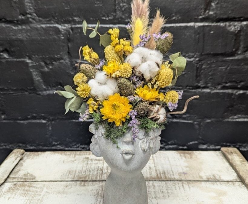 Dried Flowers Face (Yellow)