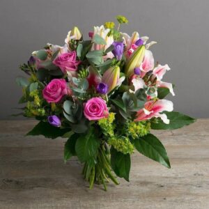 Flower Delivery in Newburgh | Anastasia Florists