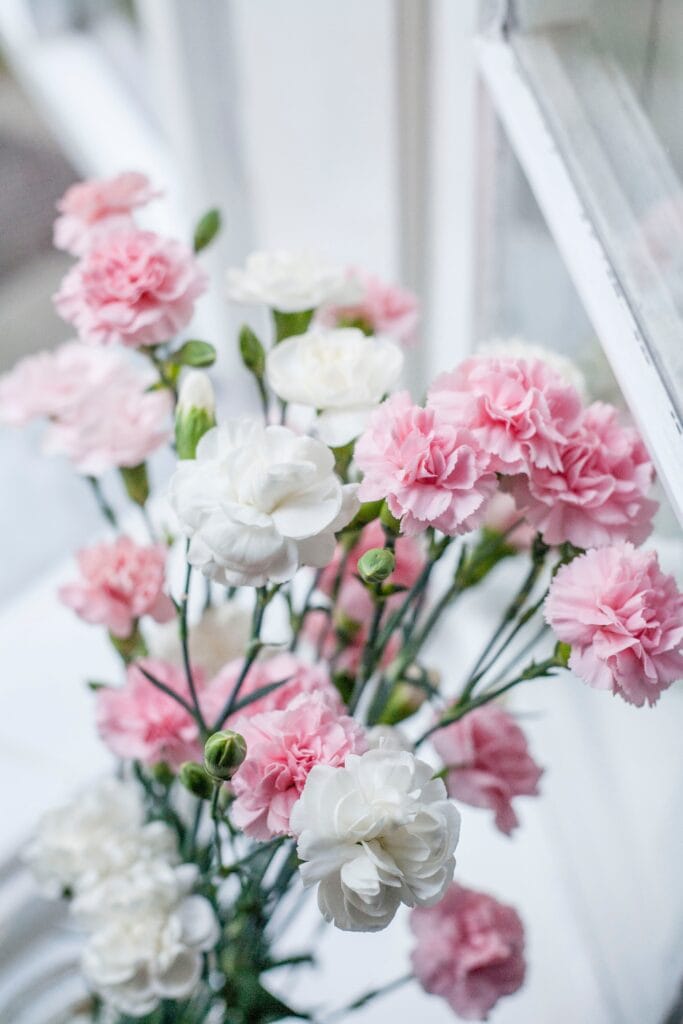 Lilies and carnations in a single bouquet 