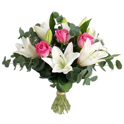 Aberdeen Florist | Same Day Flower Delivery | Flowers Aberdeen | White Flower Bouquet
