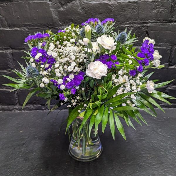 Free Vase Flower Bouquet | Aberdeen Flowers | Order Flowers Online | Anastasia Florists