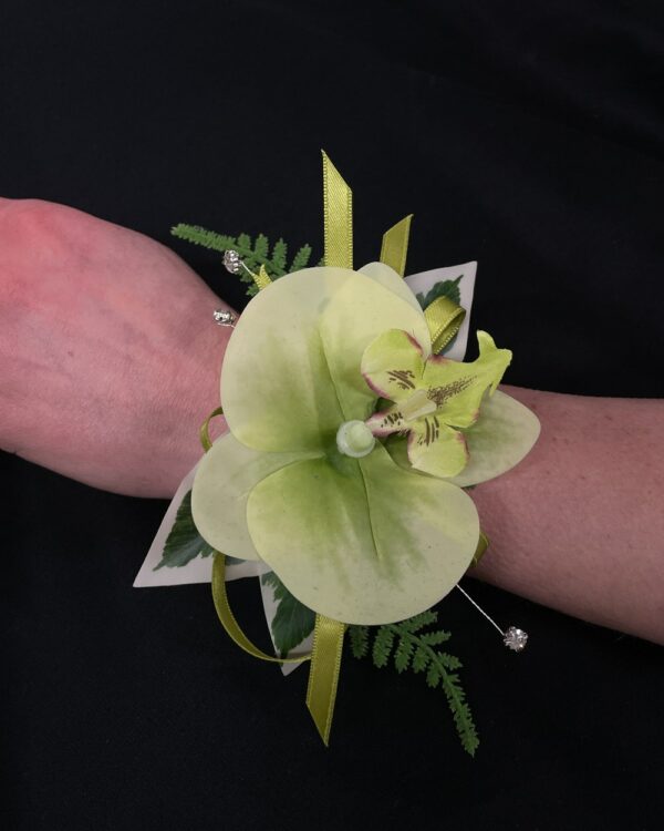 Wrist Corsage Wedding Flower Aberdeen